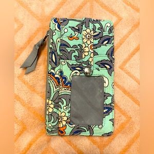 Vera Bradley Card Wallet Fan Flowers